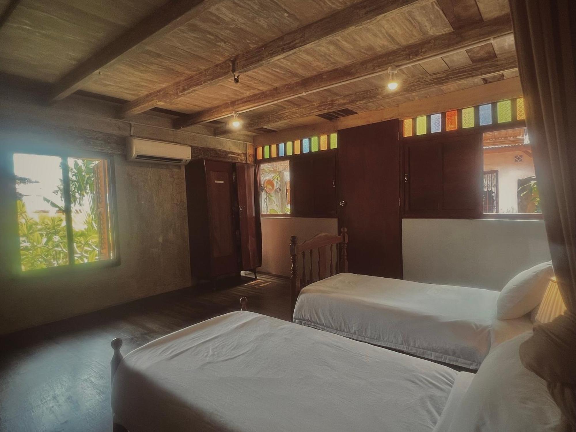 Leju 21 樂居 Explore Malacca From A Riverside House Exterior photo